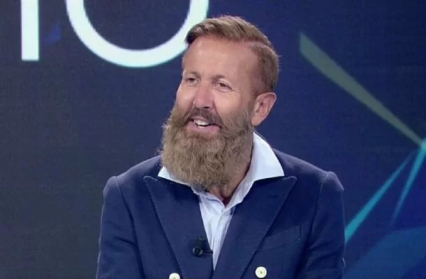 Bargiggia ironizza: “Pardo in telecronaca ha detto davvero che in Portogallo tutti stanno seguendo questa partita per Ronaldo e Veloso?”