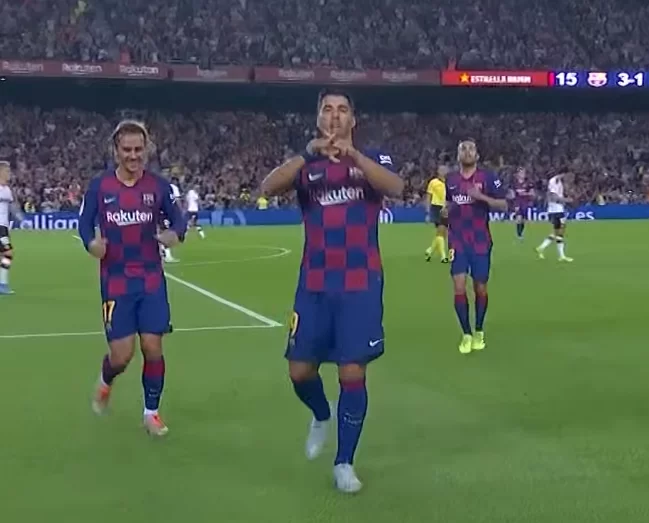 GdS – Suarez vuole la Juventus: ha già chiamato Chiellini ma c’è l’intoppo passaporto