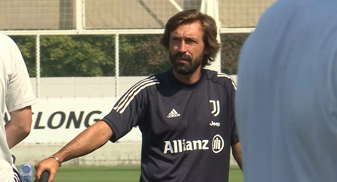 GdS – Momento difficile per Pirlo, che passeggia sul filo degli acrobati