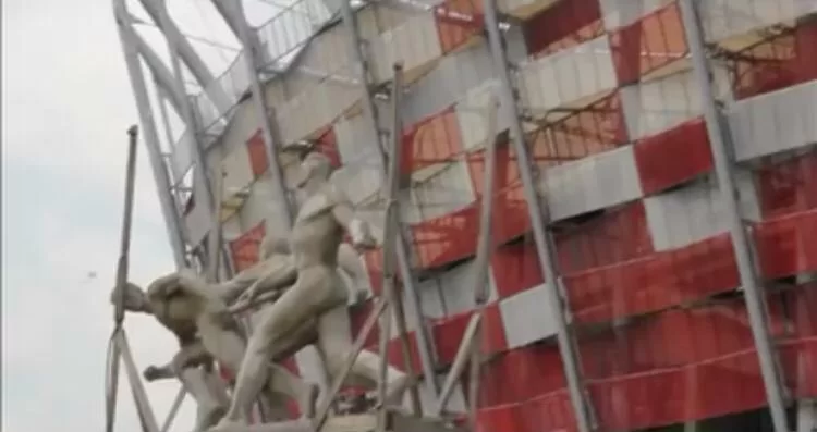 Polonia, lo Stadio Nazionale di Varsavia pronto a diventare ospedale da campo per Covid