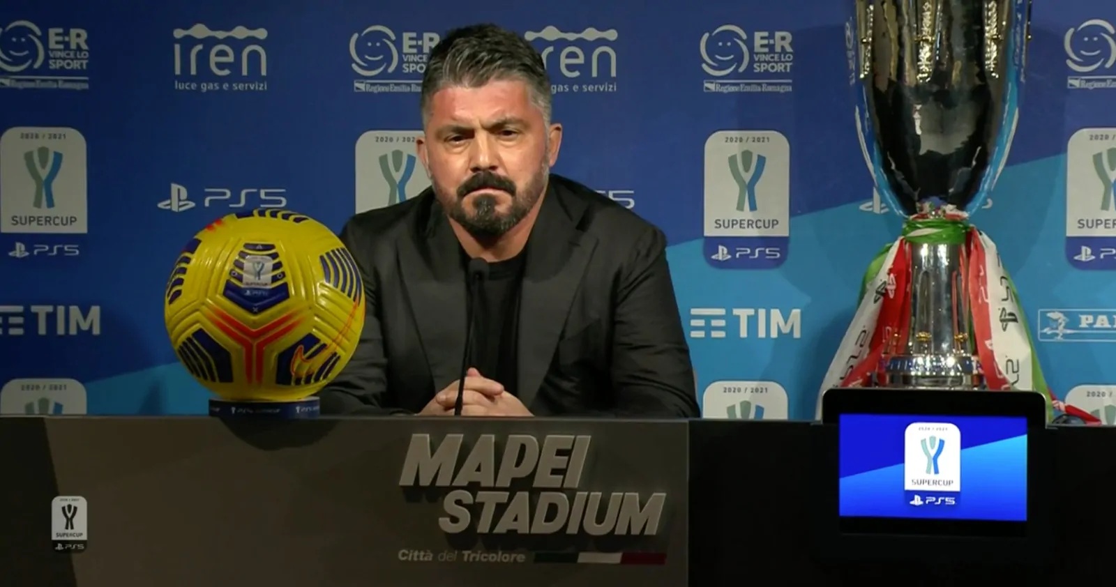 Gattuso: “Petagna si è allenato, Mertens ha dolore. La Juve non è in crisi, dovremo dare il 200%. Valeri? Non ci preoccupa l’arbitro”