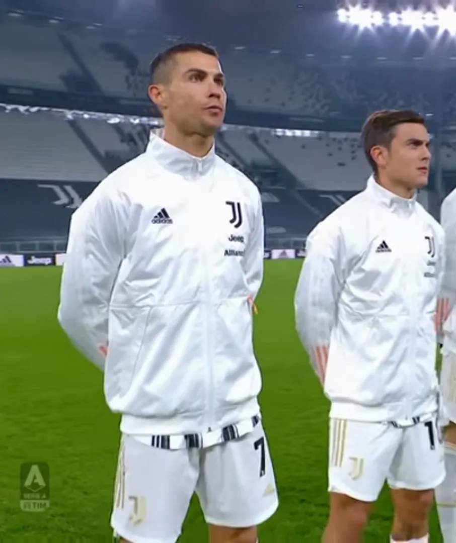 TS – Juve-Napoli dopo 108 giorni, CR7 non vede l’ora di interrompere il suo insolito digiuno