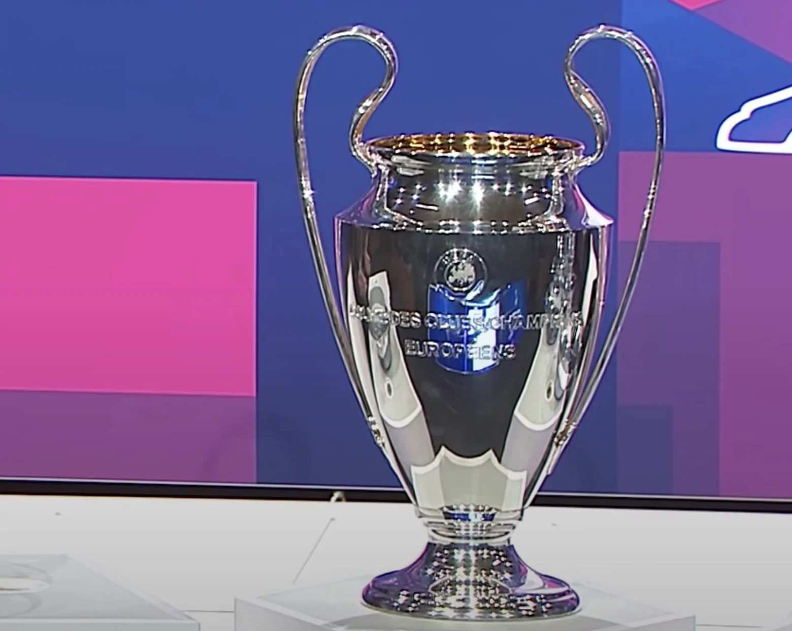 Nasce la nuova Champions League: 10 avversari per ogni squadra e una sola classifica