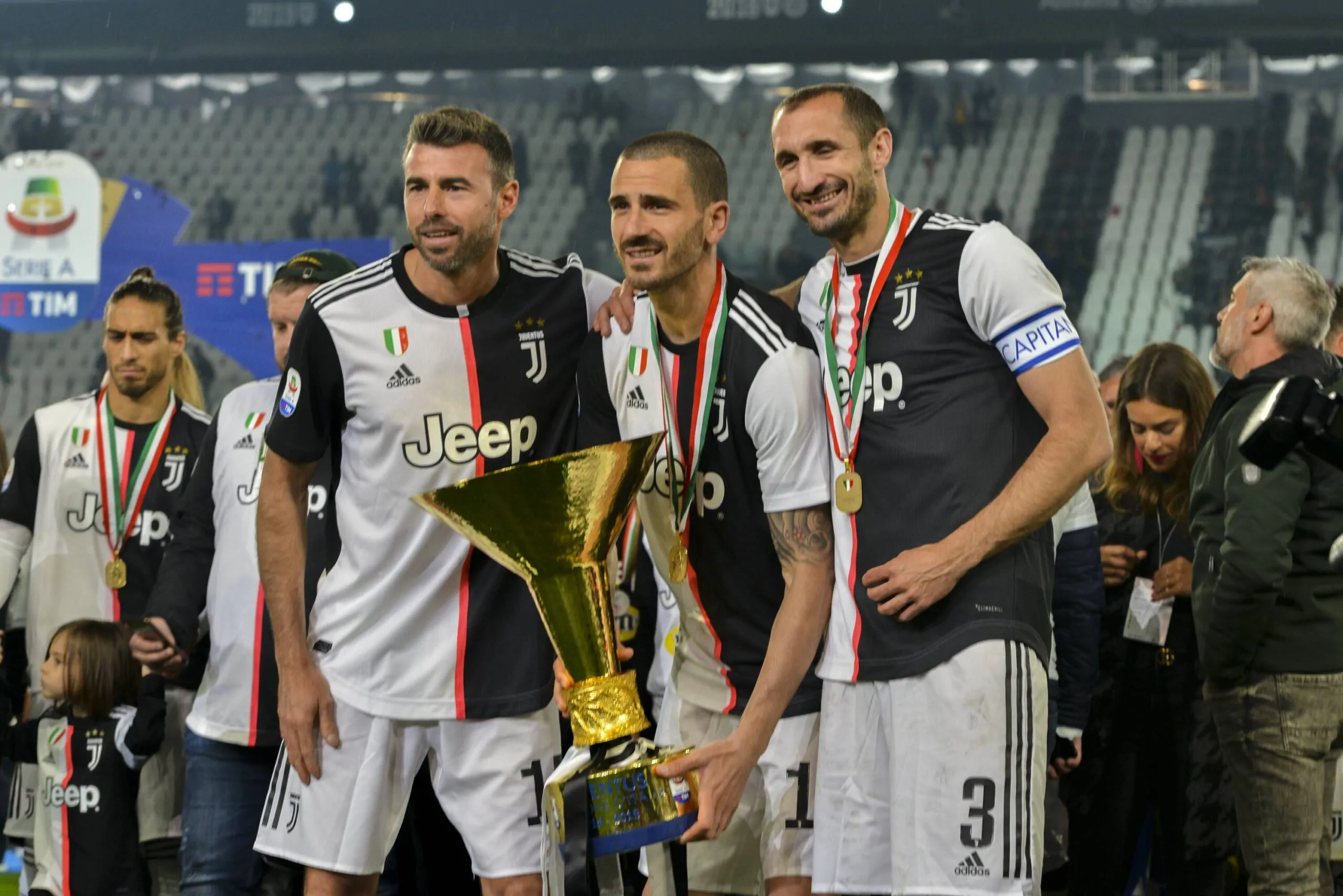 Barzagli: “Con Sarri non ho mai litigato, eravamo in disaccordo su alcune cose. Chiellini e Bonucci due mostri!”