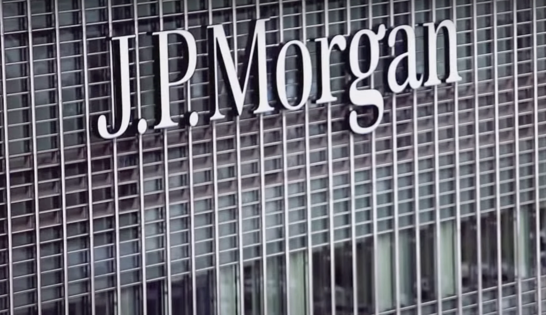 J.P. Morgan conferma ufficialmente il supporto finanziario alla Super League