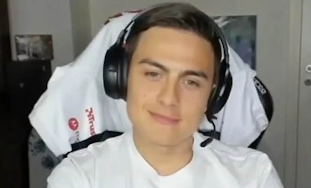 Dybala racconta il confronto con Ronaldo: “Insisteva per quella punizione, a me non piace discutere”