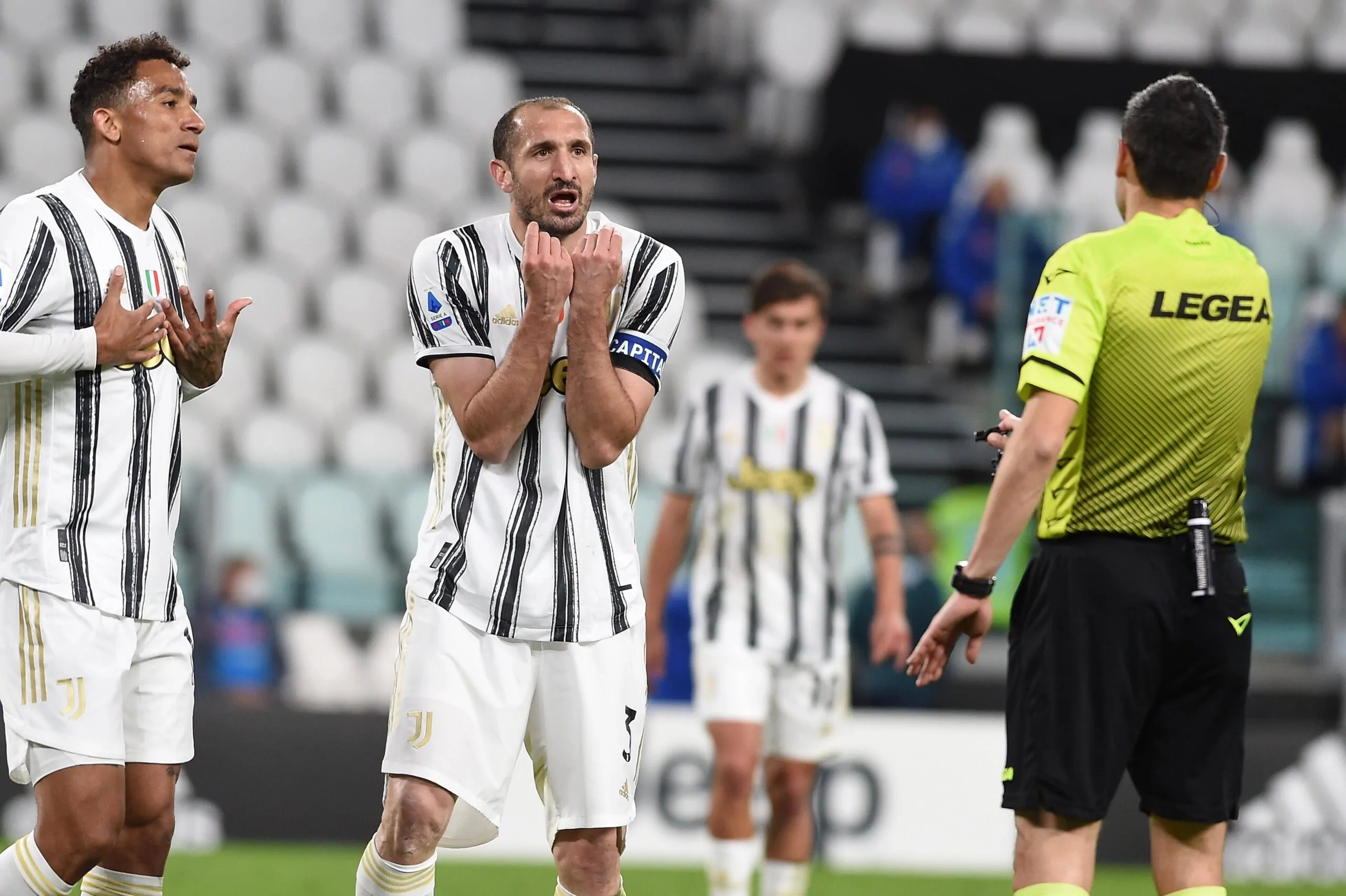 Massimo Donelli contro Chiellini: “Un altro calciatore prenderebbe 4 giornate di squalifica”