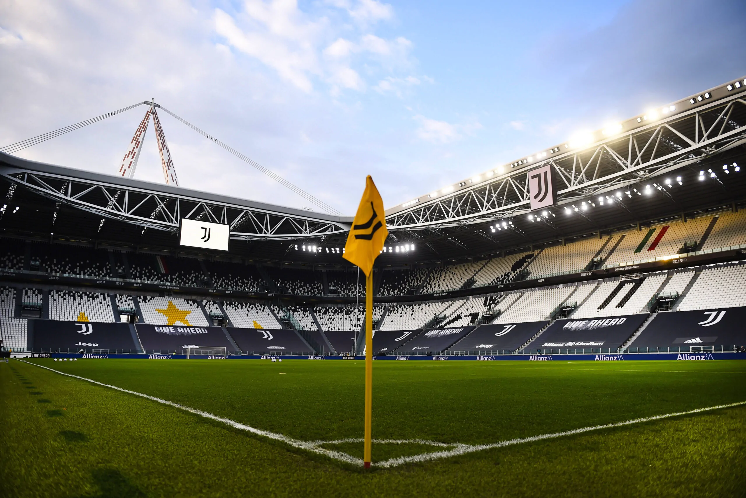Allianz Stadium – Lavori in corso per il nuovo terreno di gioco