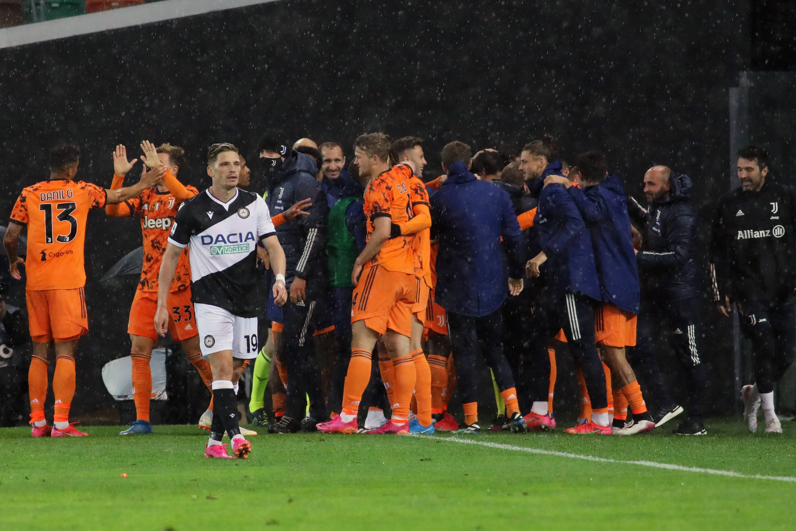 A Udine da salvare solo i tre punti, ma la Juventus sembra in balia di se stessa