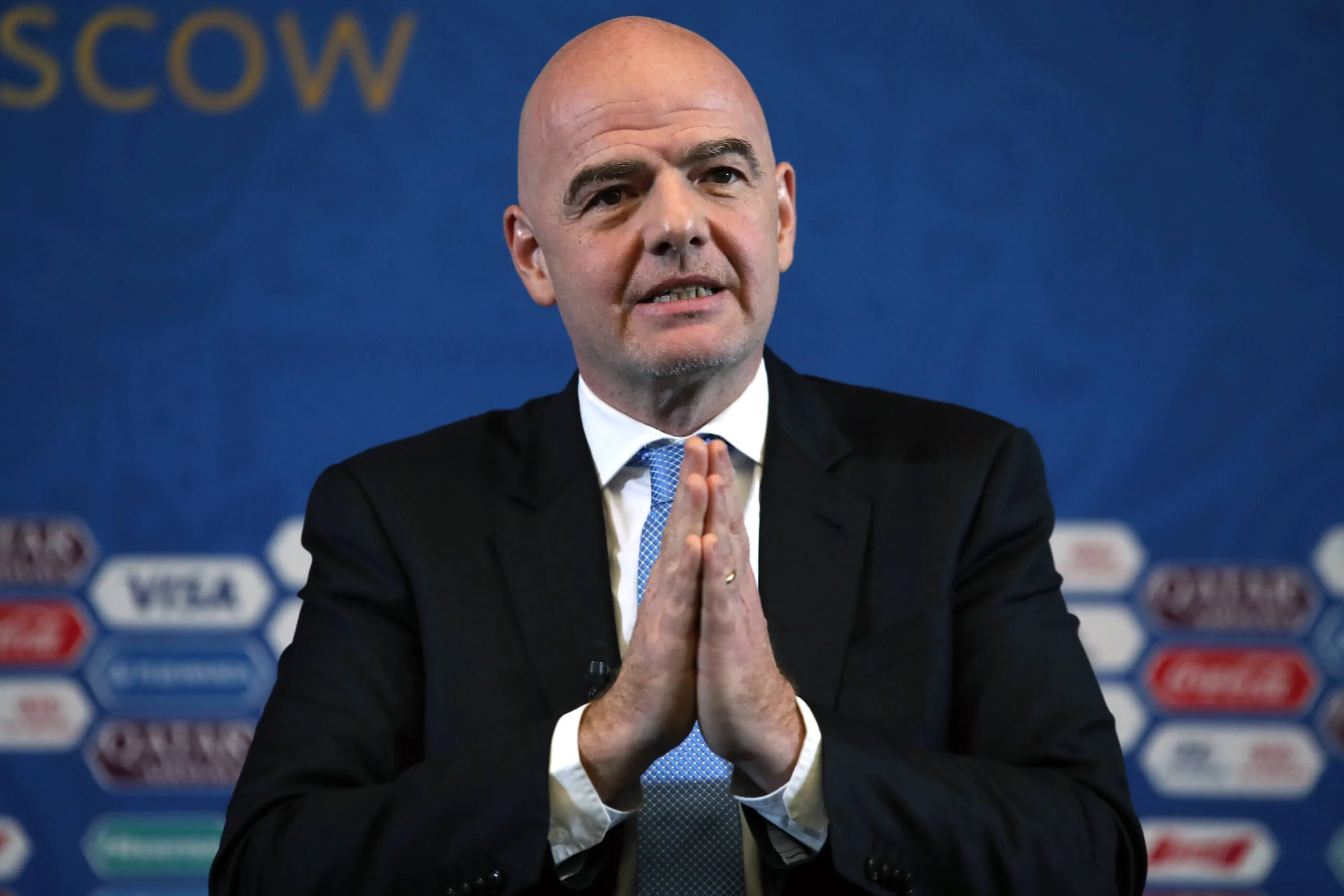 Infantino si schiera: “La FIFA sostiene l’UEFA contro la Super League, sanzioni possibili”