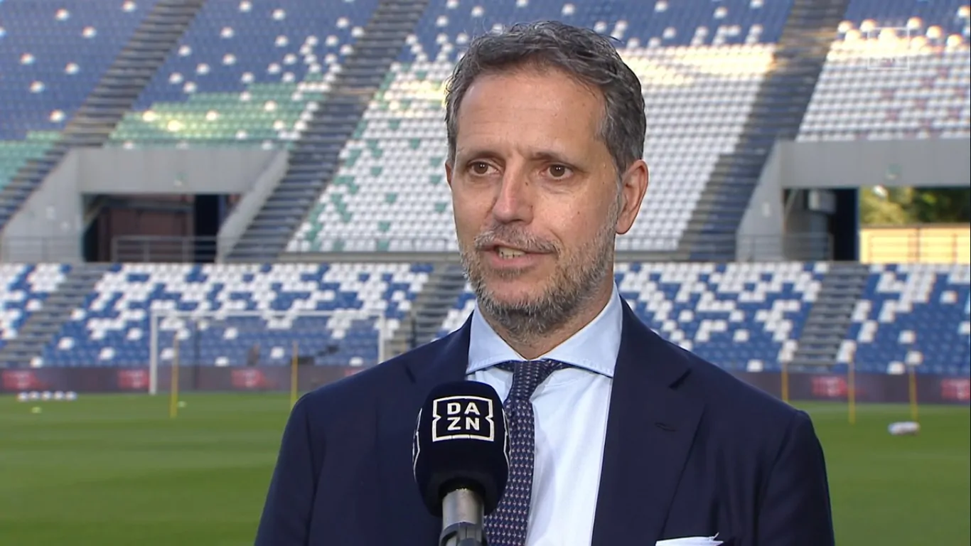 Paratici a DAZN: “Siamo ancora in corsa, vogliamo giocarci ogni minima possibilità. Buffon è un’icona dello sport italiano”