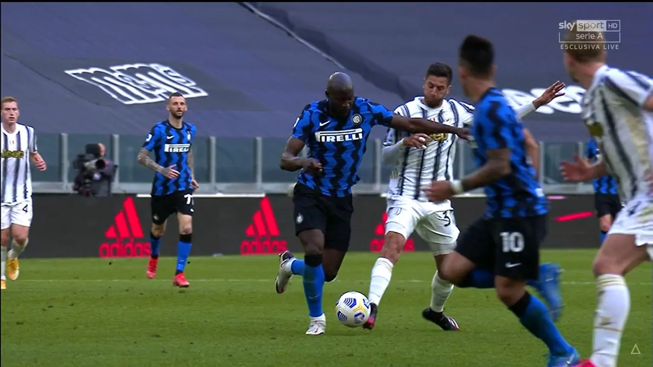 Espulso Bentancur per doppia ammonizione, Calvarese: “era il suo terzo fallo”