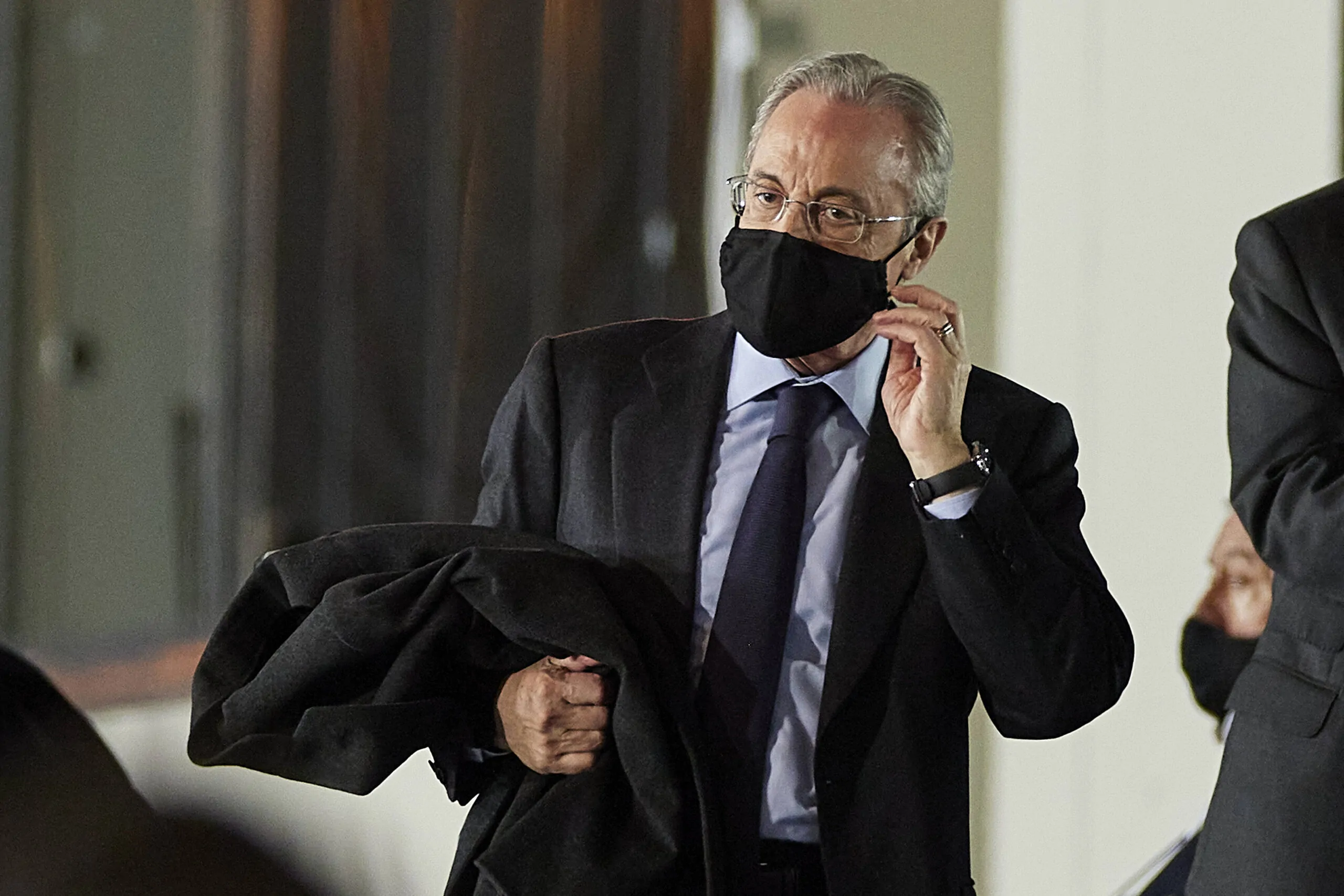 Accusa shock di Florentino Pérez all’attaccante della Juventus: “È un idiota”