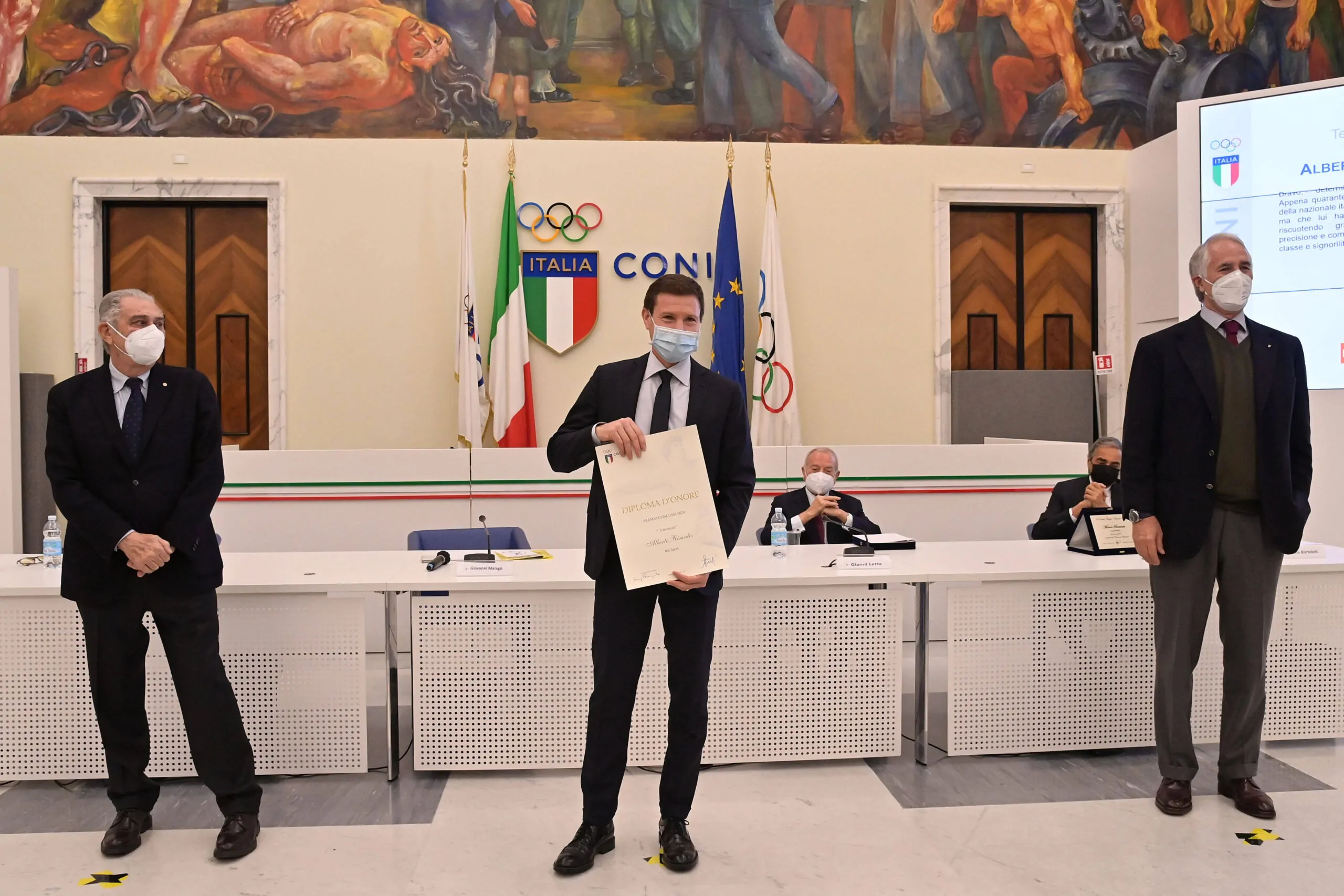 Euro 2020, scatta l’allarme Covid nel ritiro dell’Italia