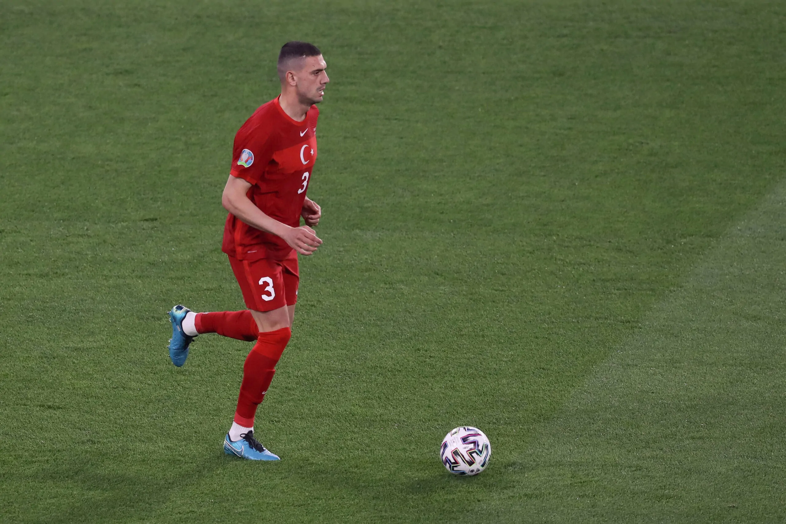 Demiral in vendita: un club di Serie A su di lui