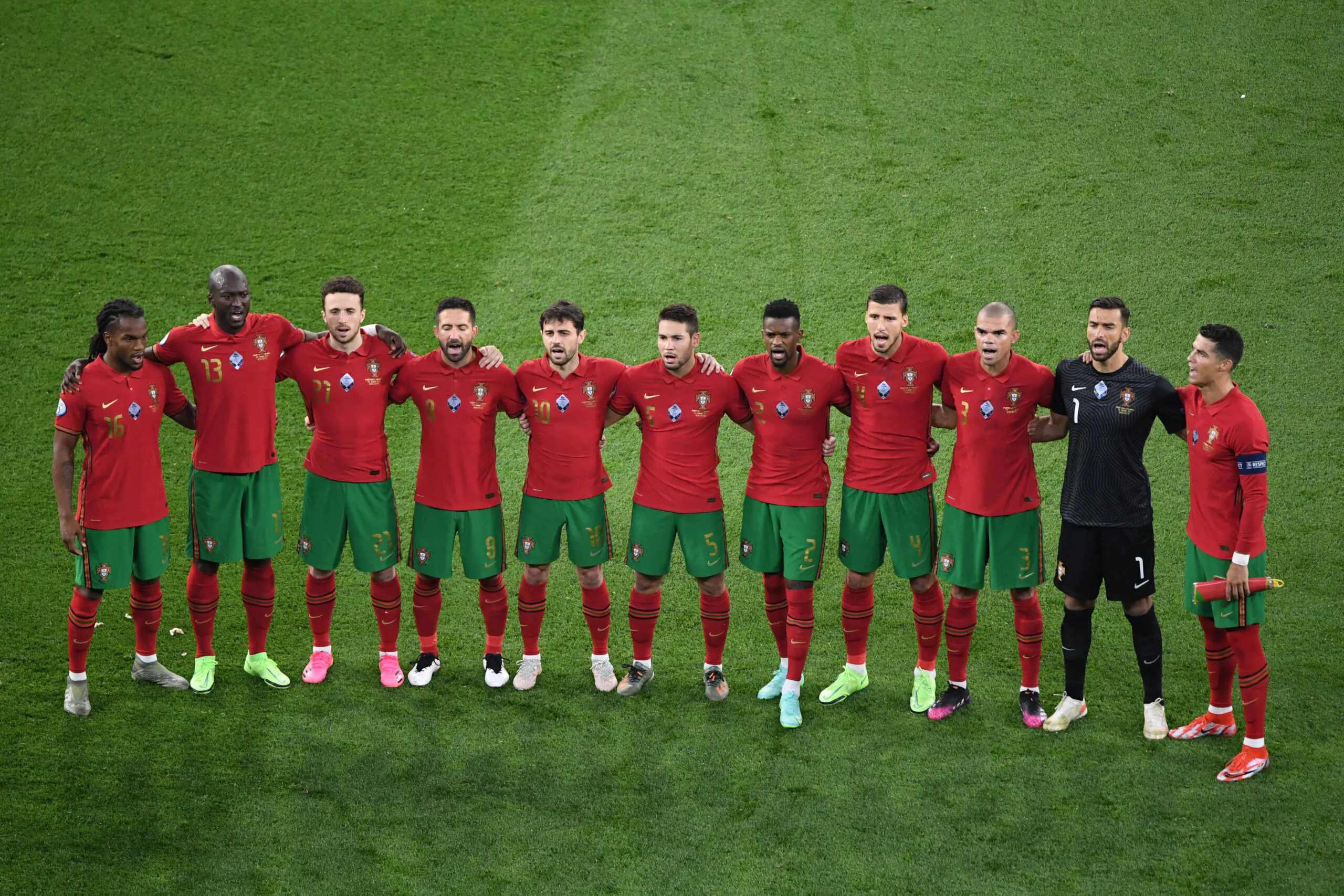 Il nazionale portoghese: “Scrivo ogni giorno a Ronaldo di venire al Lille”