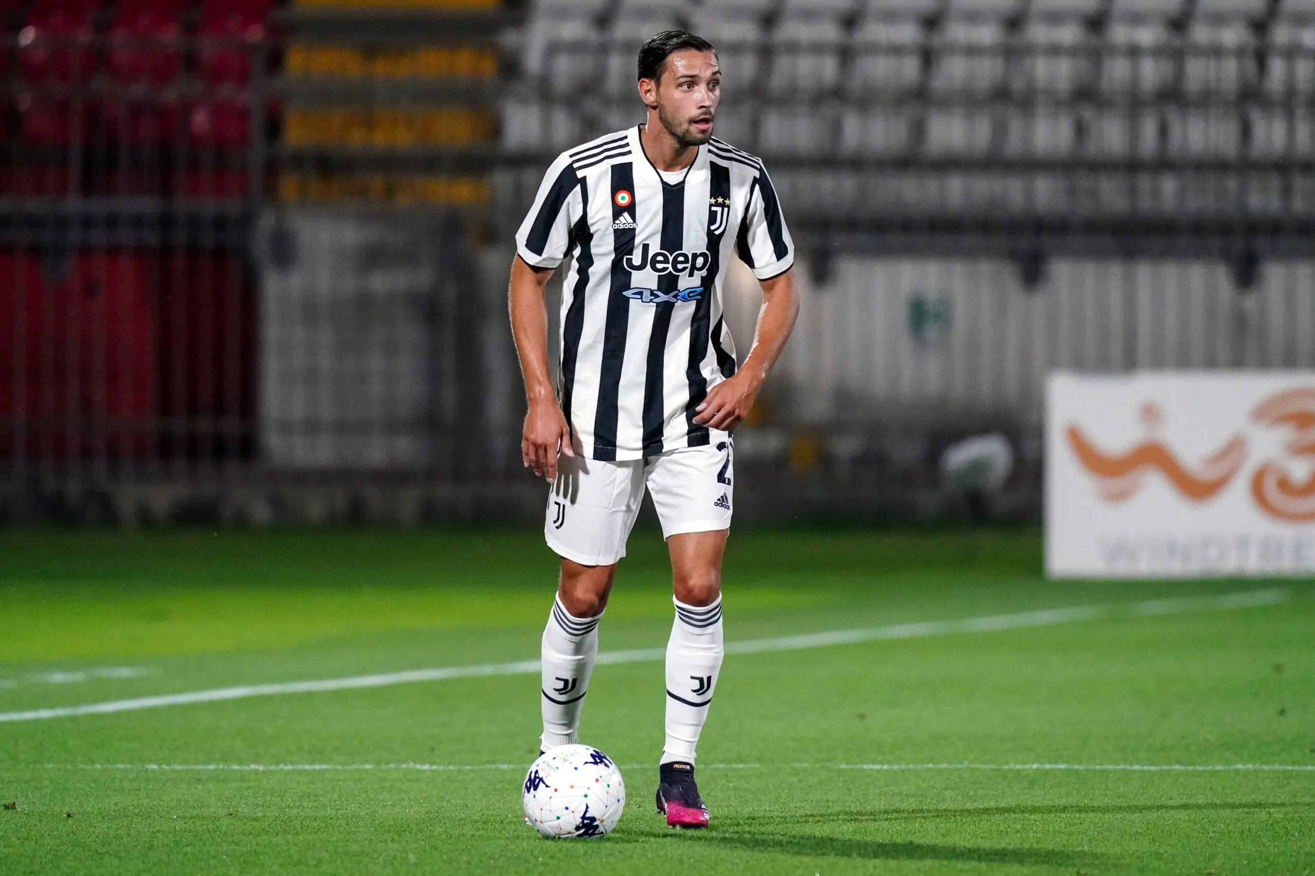 De Sciglio difende Rabiot: “Ci sono passato qualche anno fa!”