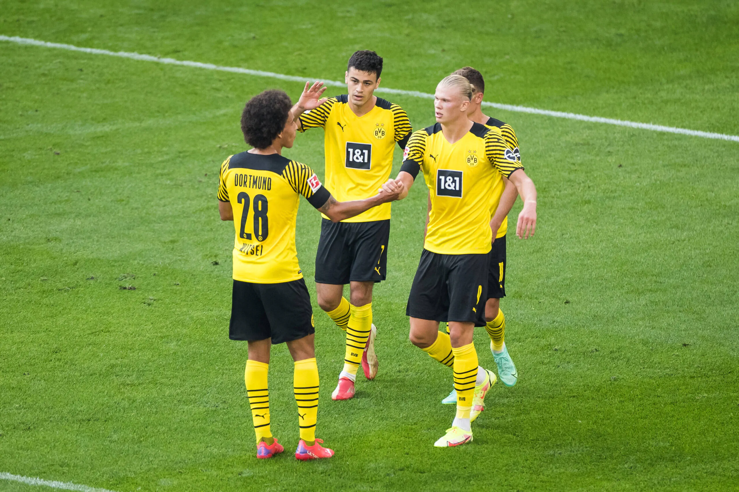 Caccia al centrocampista: le alternative a Tchouameni