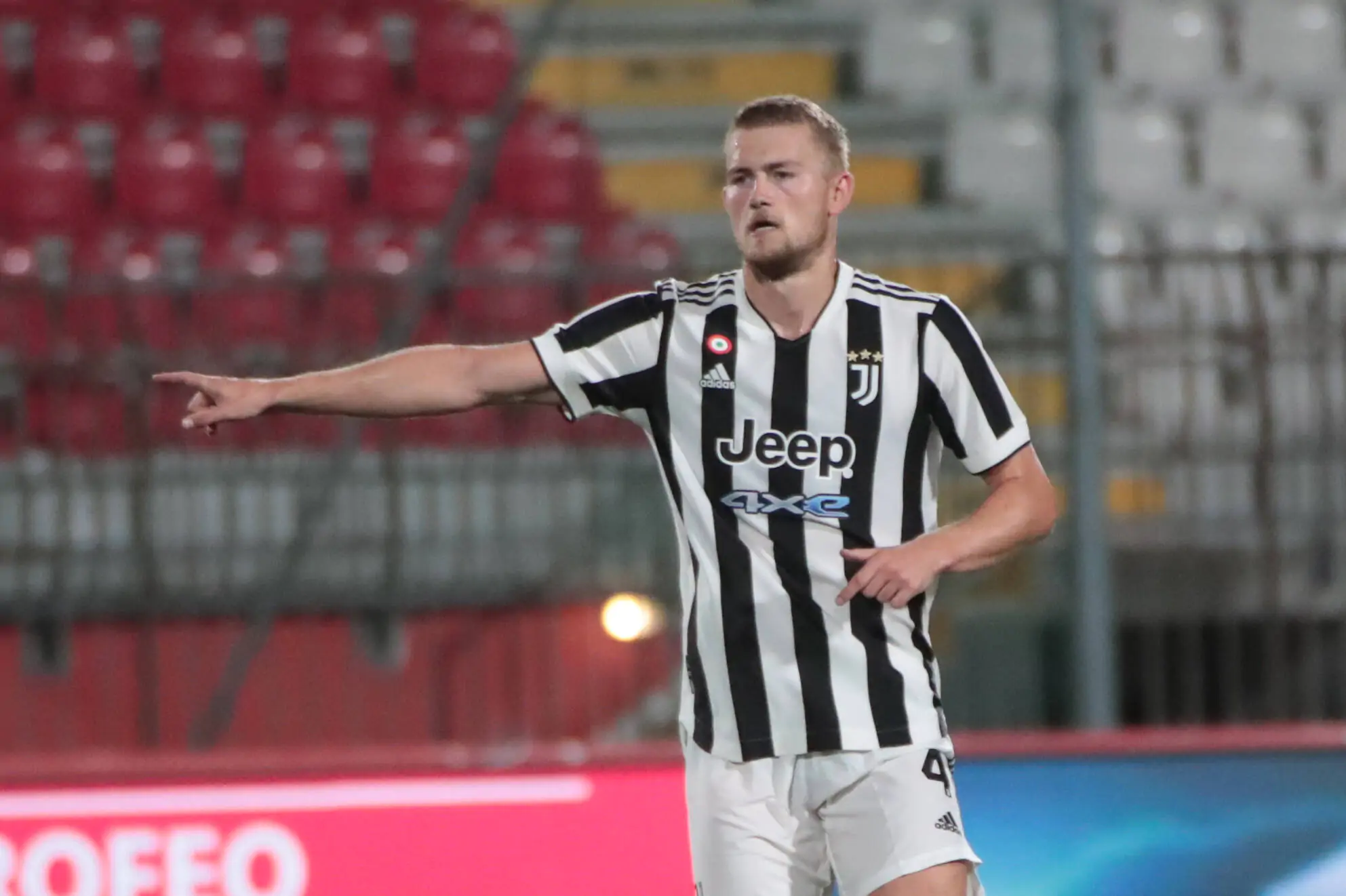 Assalto a de Ligt: offerta monstre recapitata alla Juve