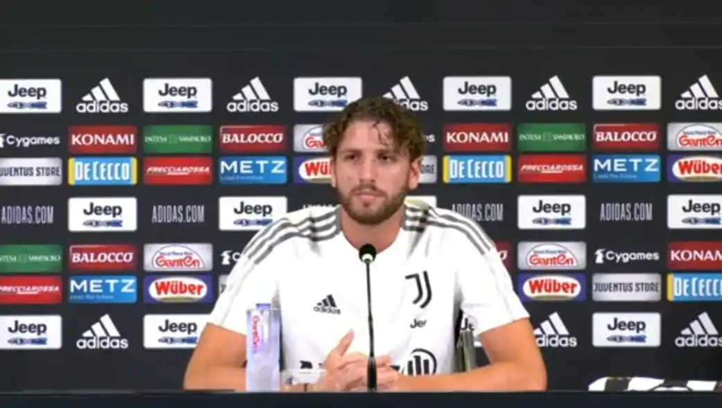 Conferenza stampa Locatelli: “Ho delle foto di Nedved, Del Piero e Buffon, quando arrivi alla Juve hai sensazioni incredibili”