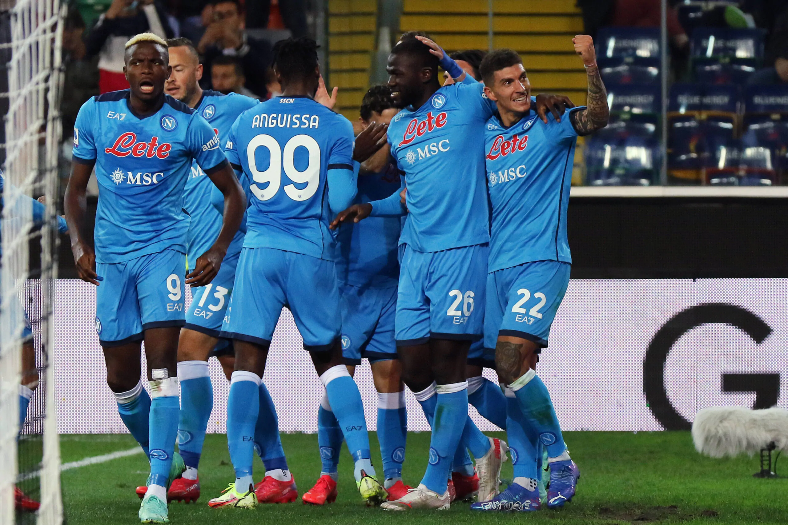 Il Napoli vince ancora, Juve a -10 dal primo posto: la situazione