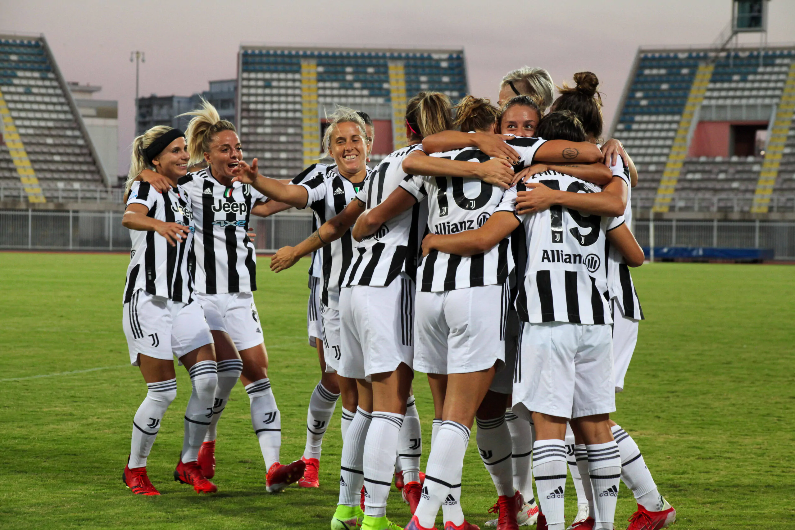 Juventus Women-Vllaznia 1-0: bianconere qualificate alla fase a gironi