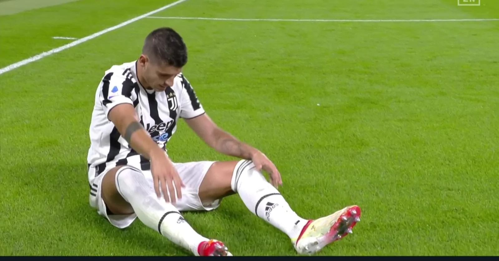 Problema per Morata, al suo posto entra Kean