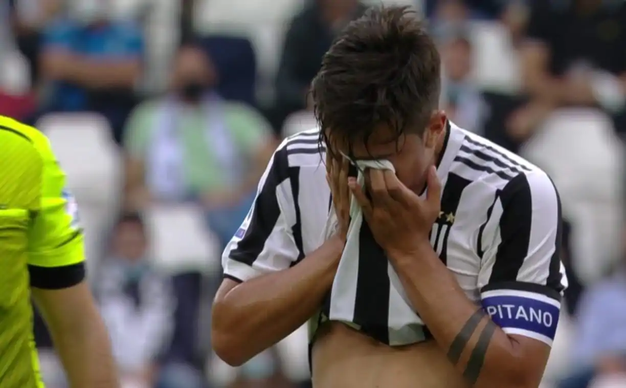 Dybala salta due big match? Si allungano i tempi di recupero della Joya