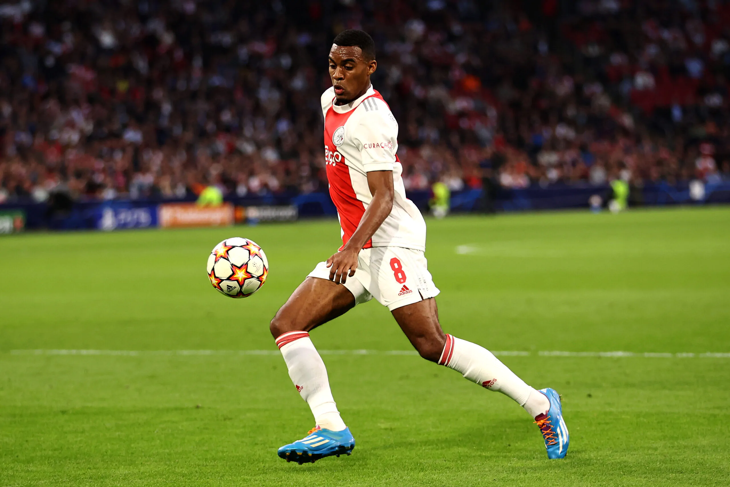 Juventus, sondata la pista Gravenberch: la richiesta dell’Ajax!