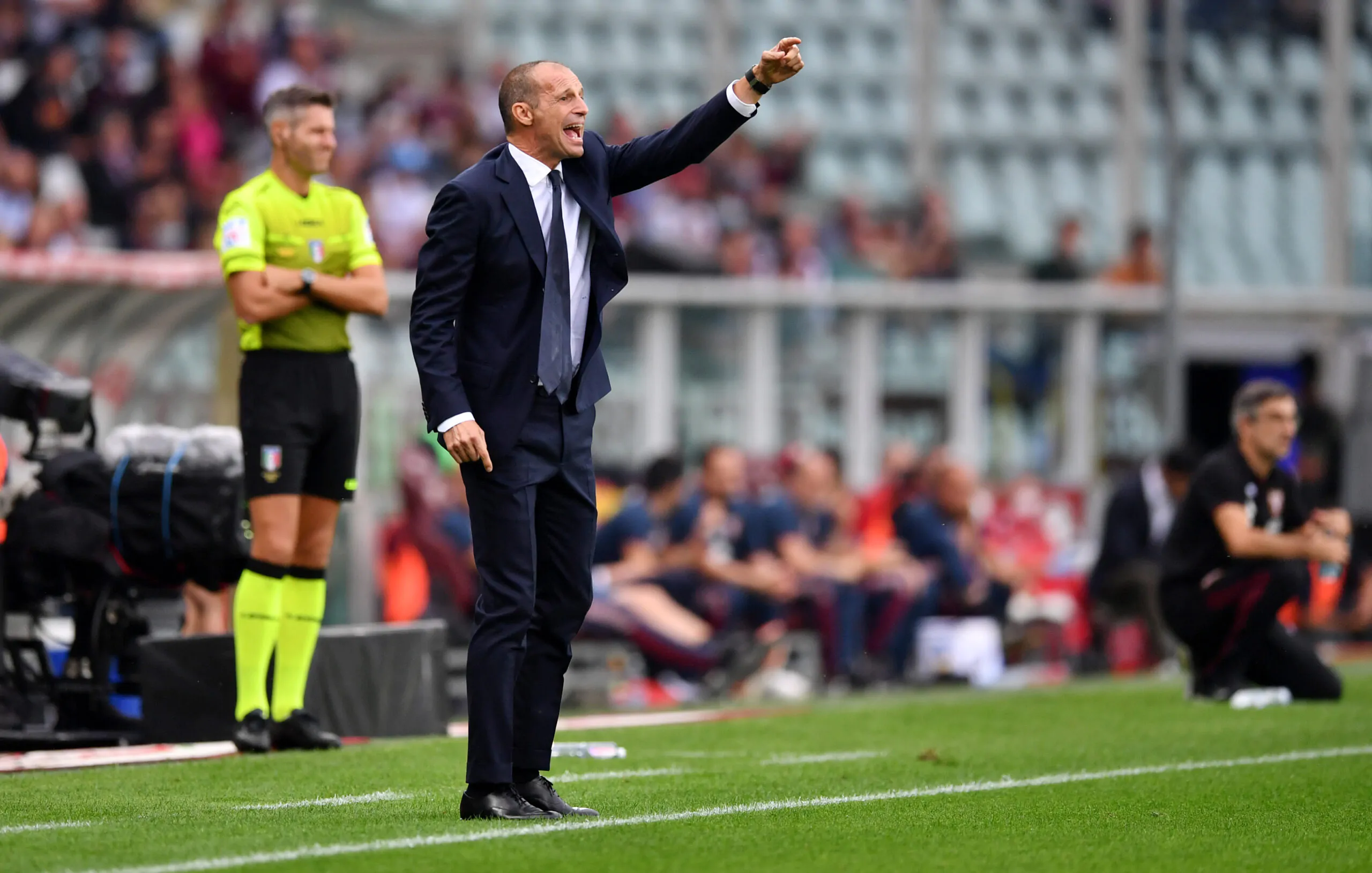 Che bordata ad Allegri: “La Juventus dovrebbe vincere e convincere”