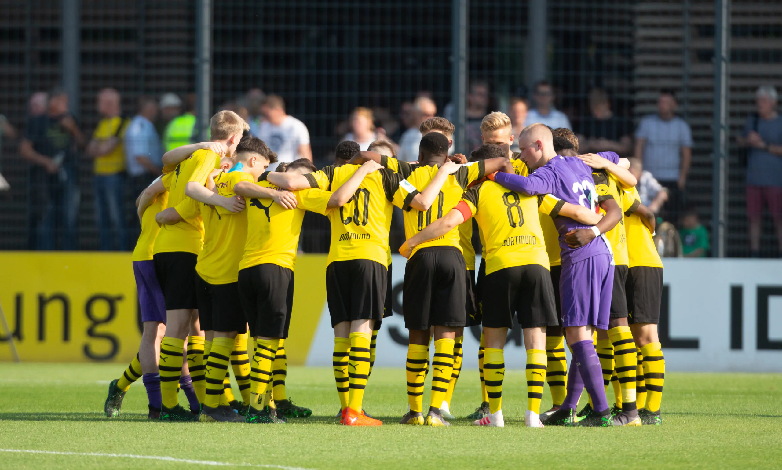 Occhi puntati sul giovane talento del Dortmund: c’è anche il Milan su di lui