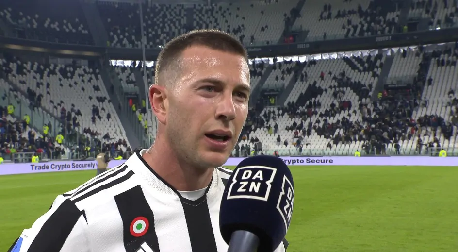 Bernardeschi: “Stiamo giocando bene, ma c’è bisogno di fare una cosa”