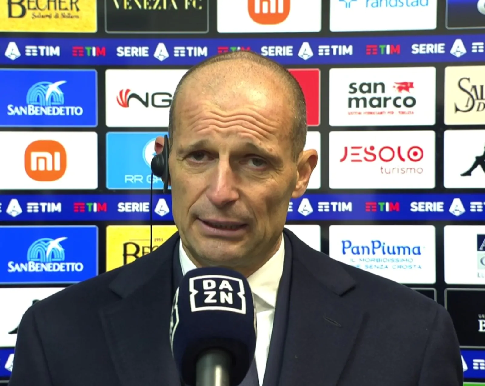 Allegri: “È successo anche a Salerno! Bisognava farlo nel secondo tempo”