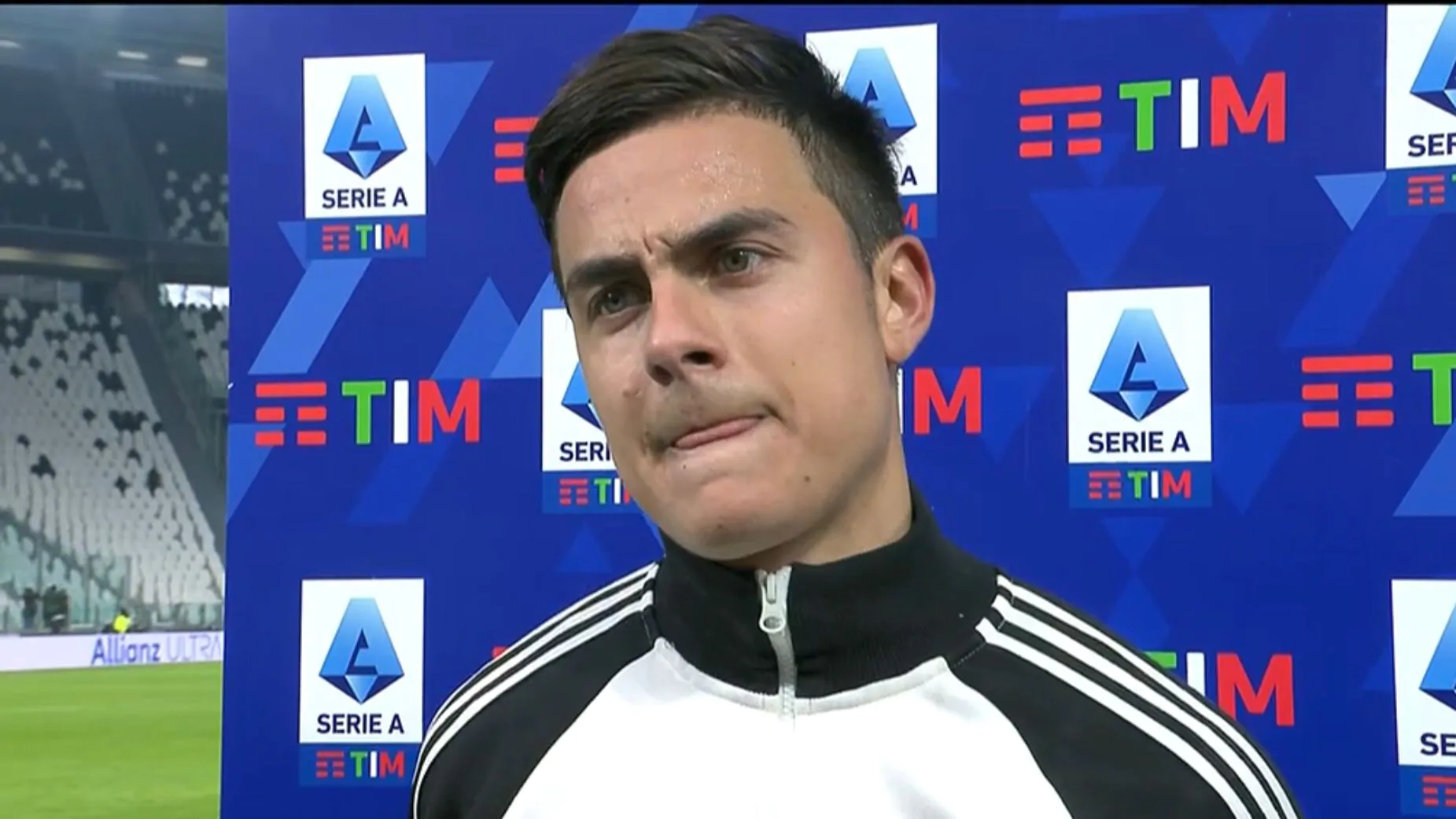 Dybala spegne le polemiche: “Cercavo un amico in tribuna”