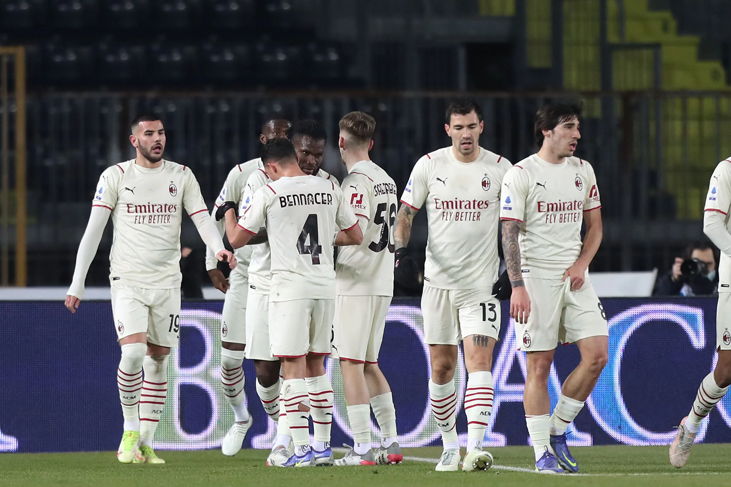 La Juventus punta il centrocampista del Milan: il piano