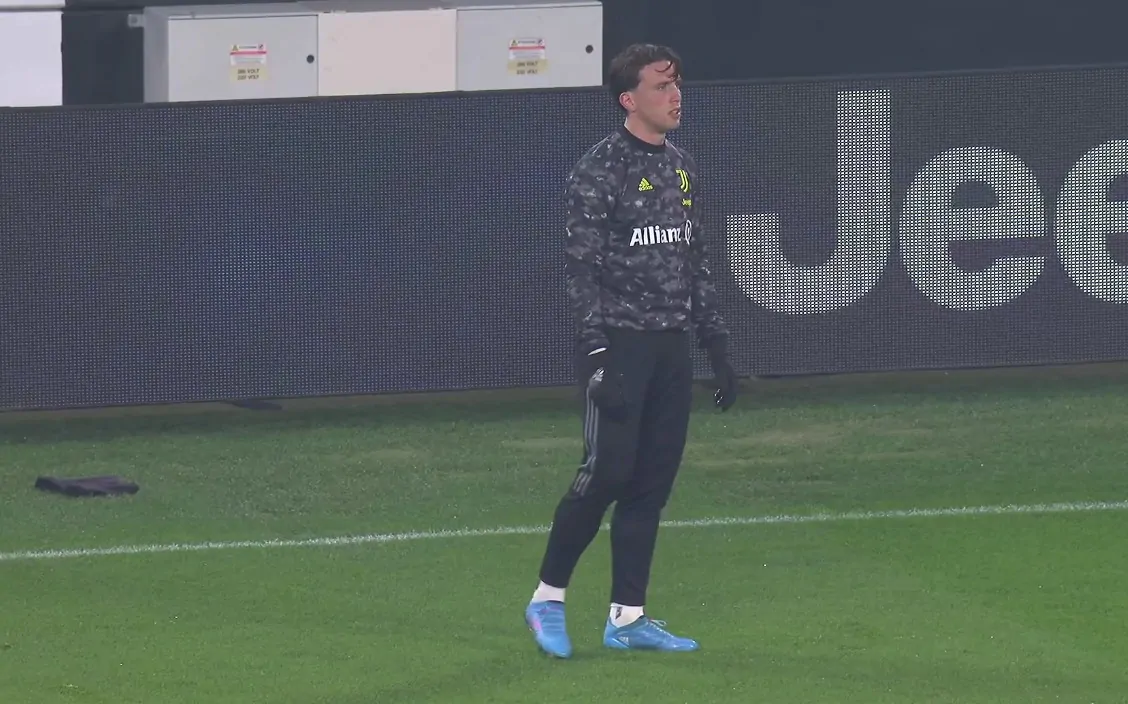 Si ferma all’ultimo minuto un titolare bianconero: al suo posto Pellegrini!