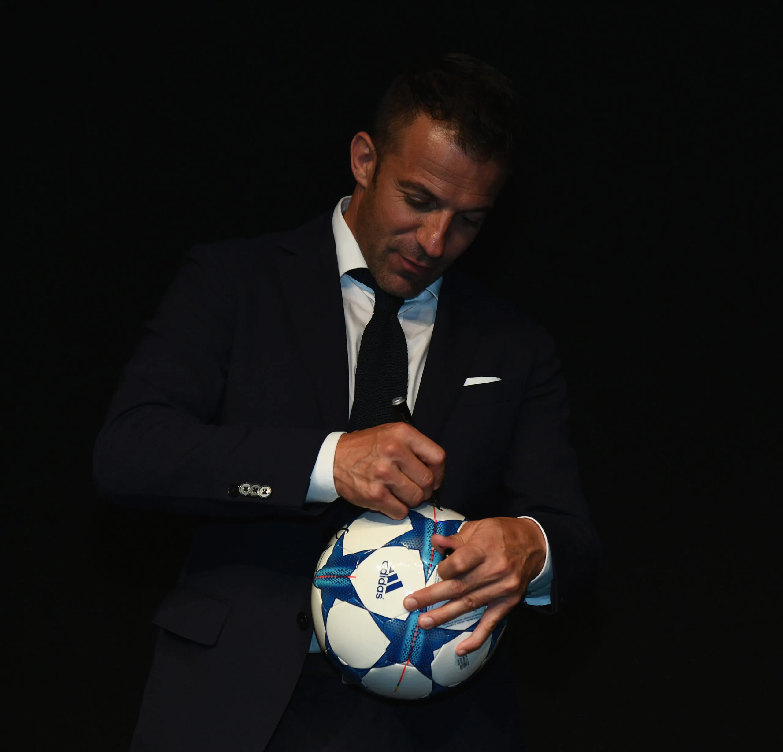 Del Piero suona la carica: “La Juve dovrà farlo contro il Villareal!”