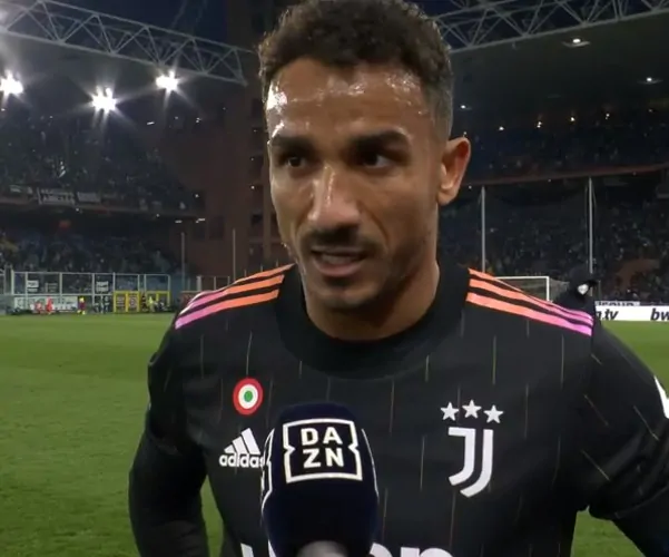 Danilo a metà gara: “Dobbiamo farlo quando ne abbiamo l’opportunità!”