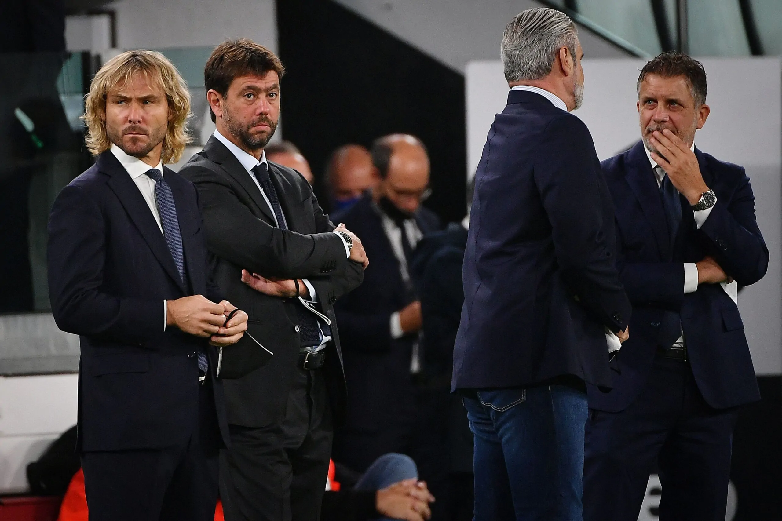 Il giornalista attacca la Juventus: “Dovrebbero revocare due stelle”