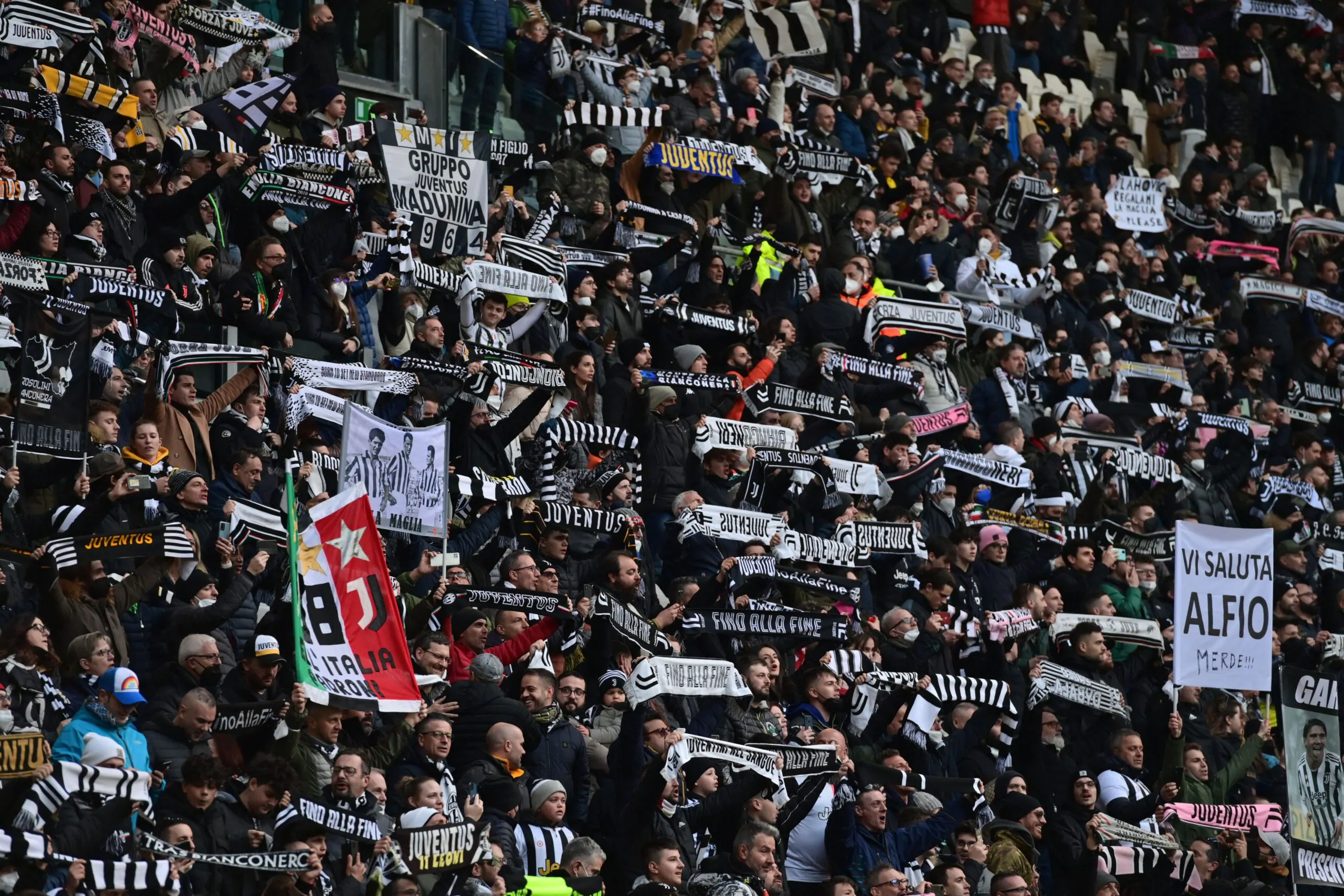 UFFICIALE – Svelata la decisione del Governo sulla capienza negli stadi