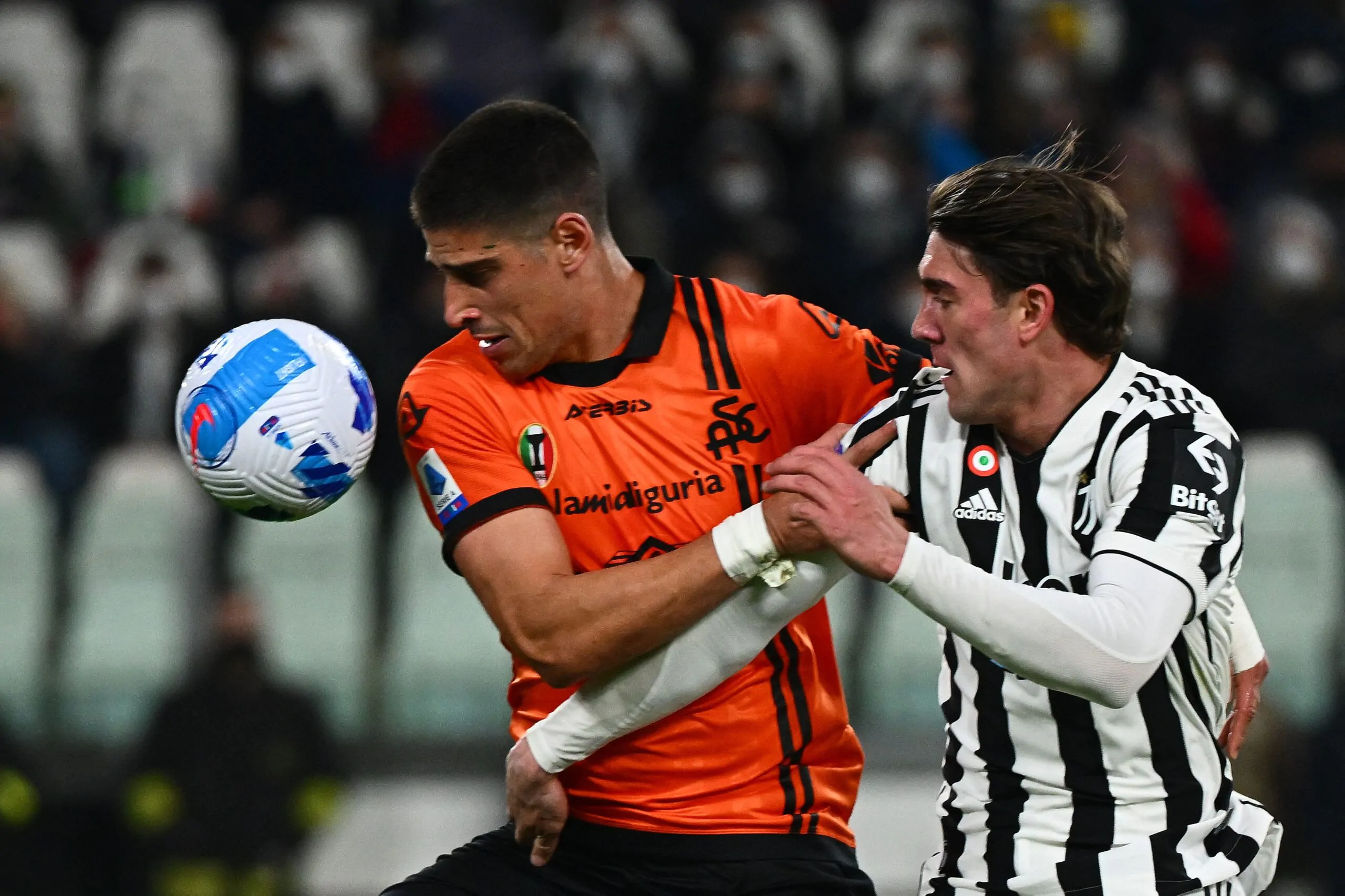 Juventus, Vlahovic poco incisivo: il dato da “record”