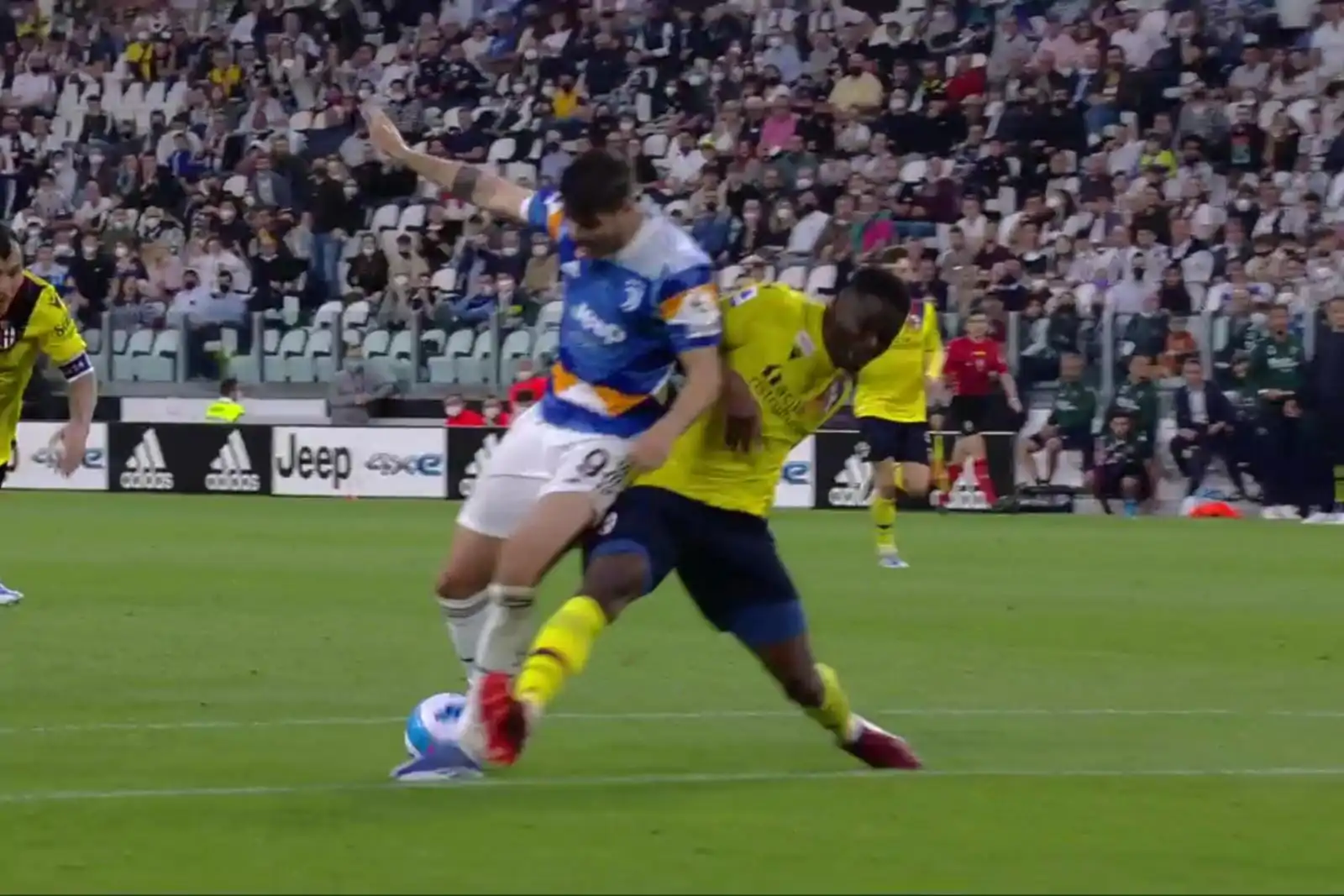 Rigore non fischiato in Juventus-Bologna: la particolare spiegazione su Dazn