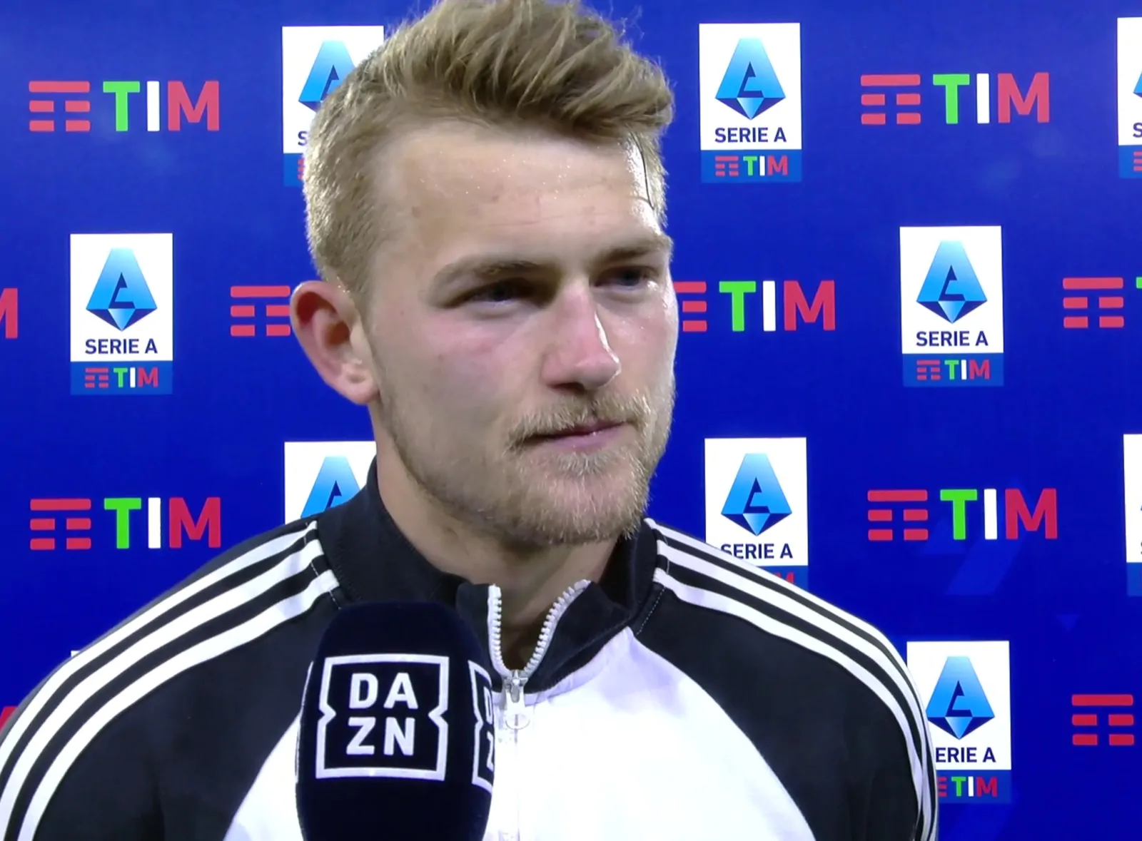 “Finalmente Dusan l’ha fatto!”: De Ligt elogia Vlahovic