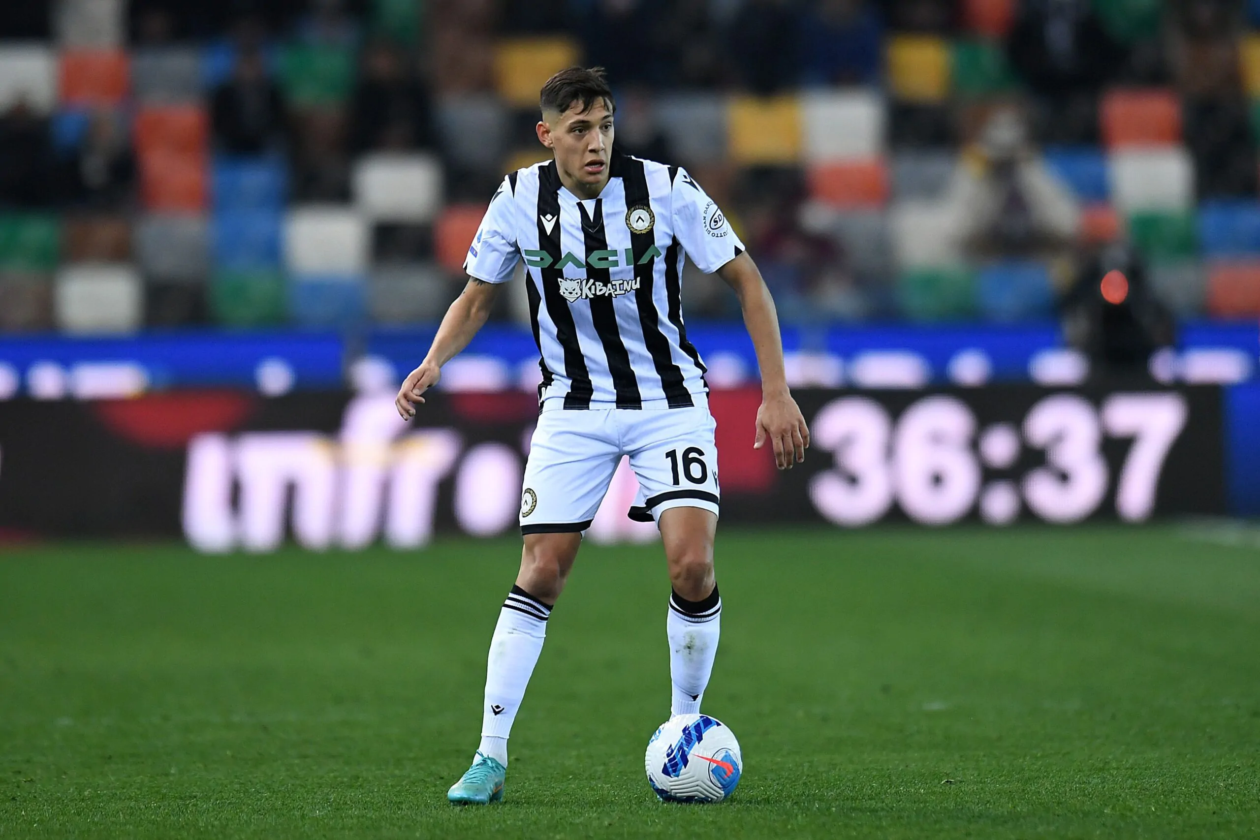 Concorrenza per la Juventus: offerta all’Udinese per Molina! I dettagli
