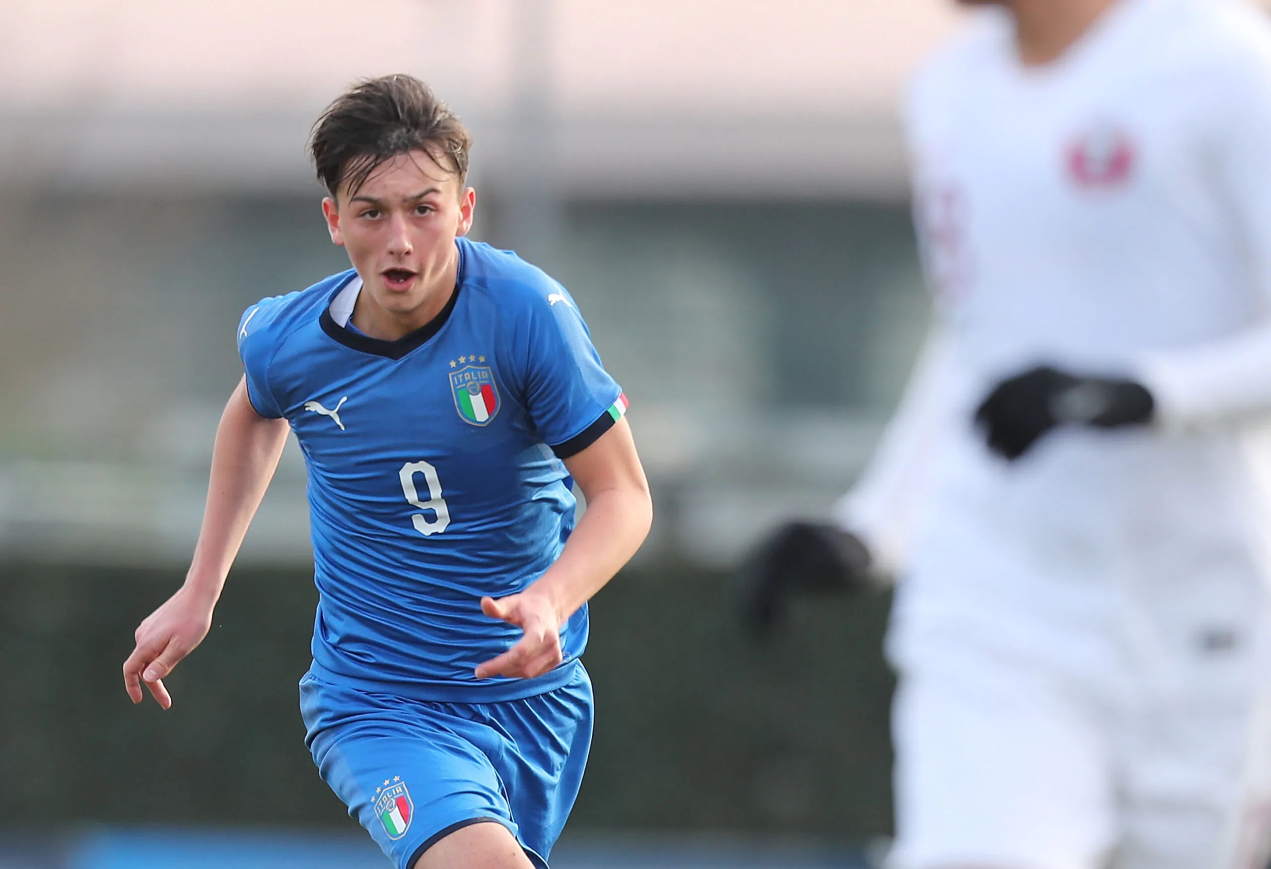 Calciomercato Juventus, i bianconeri si fiondano sul giovane talento 2004: i dettagli