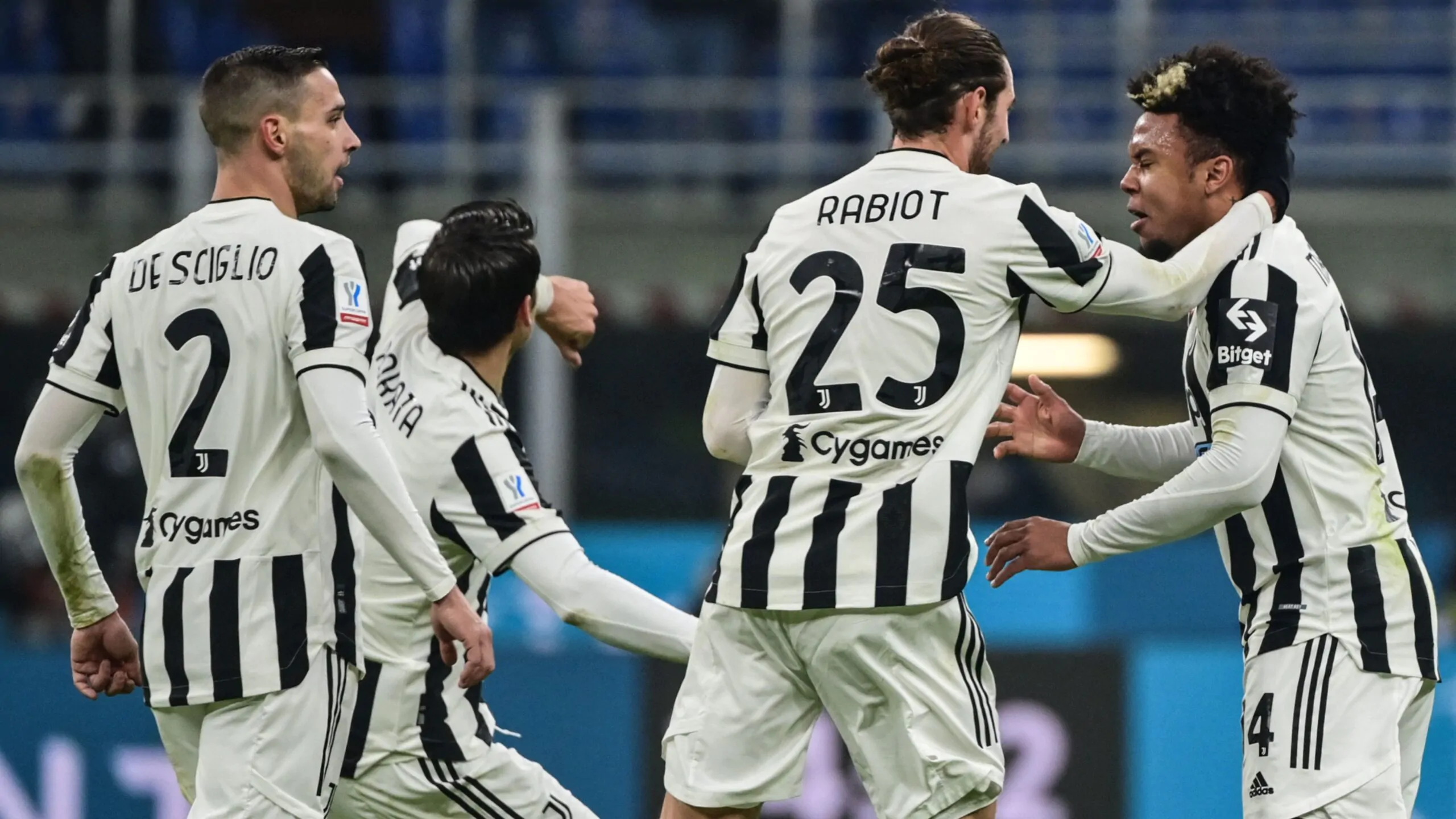 Nuovo stop per il centrocampista della Juventus: lussazione alla spalla!
