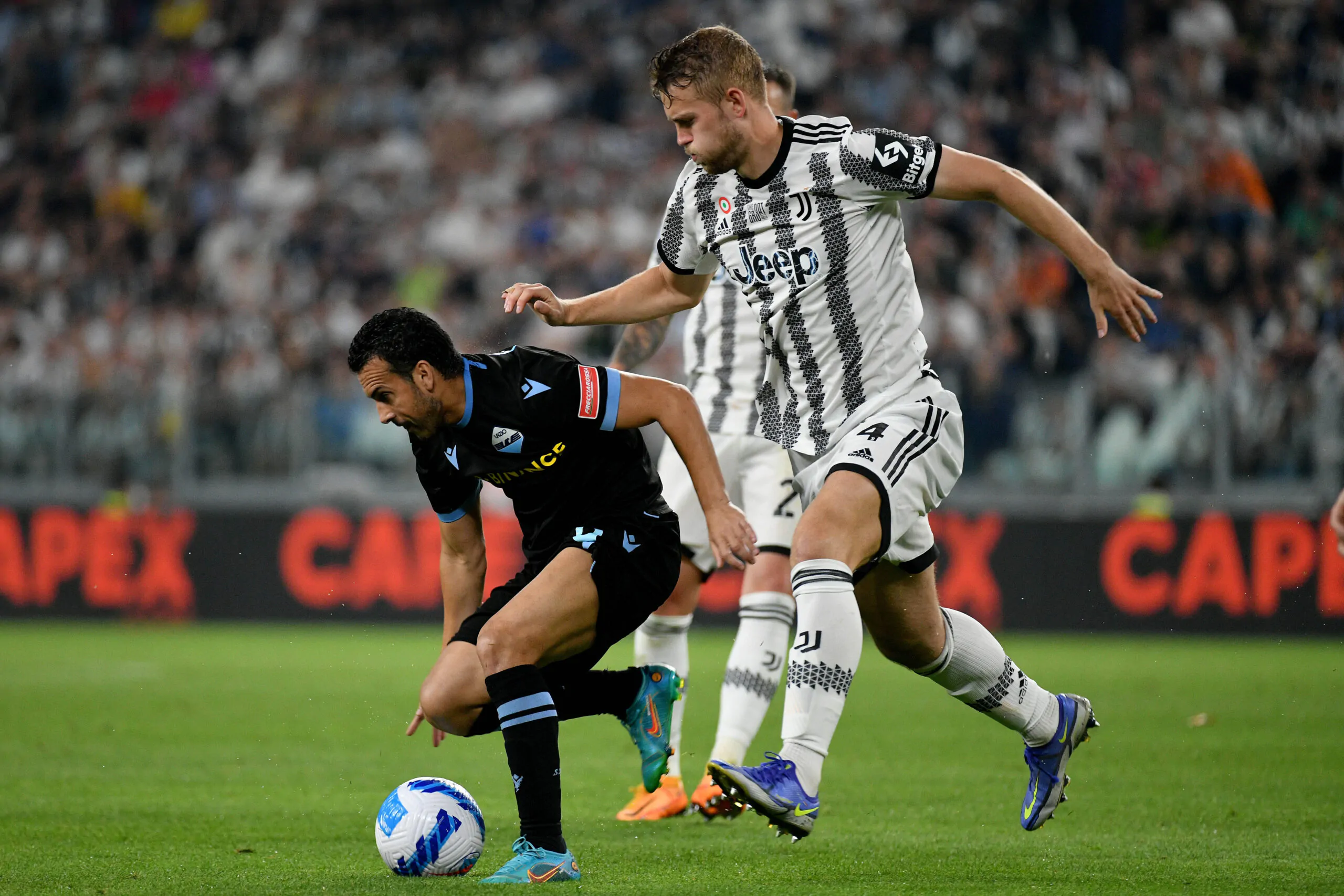 Calciomercato Juventus, indiscrezione sul sostituto di De Ligt: la verità