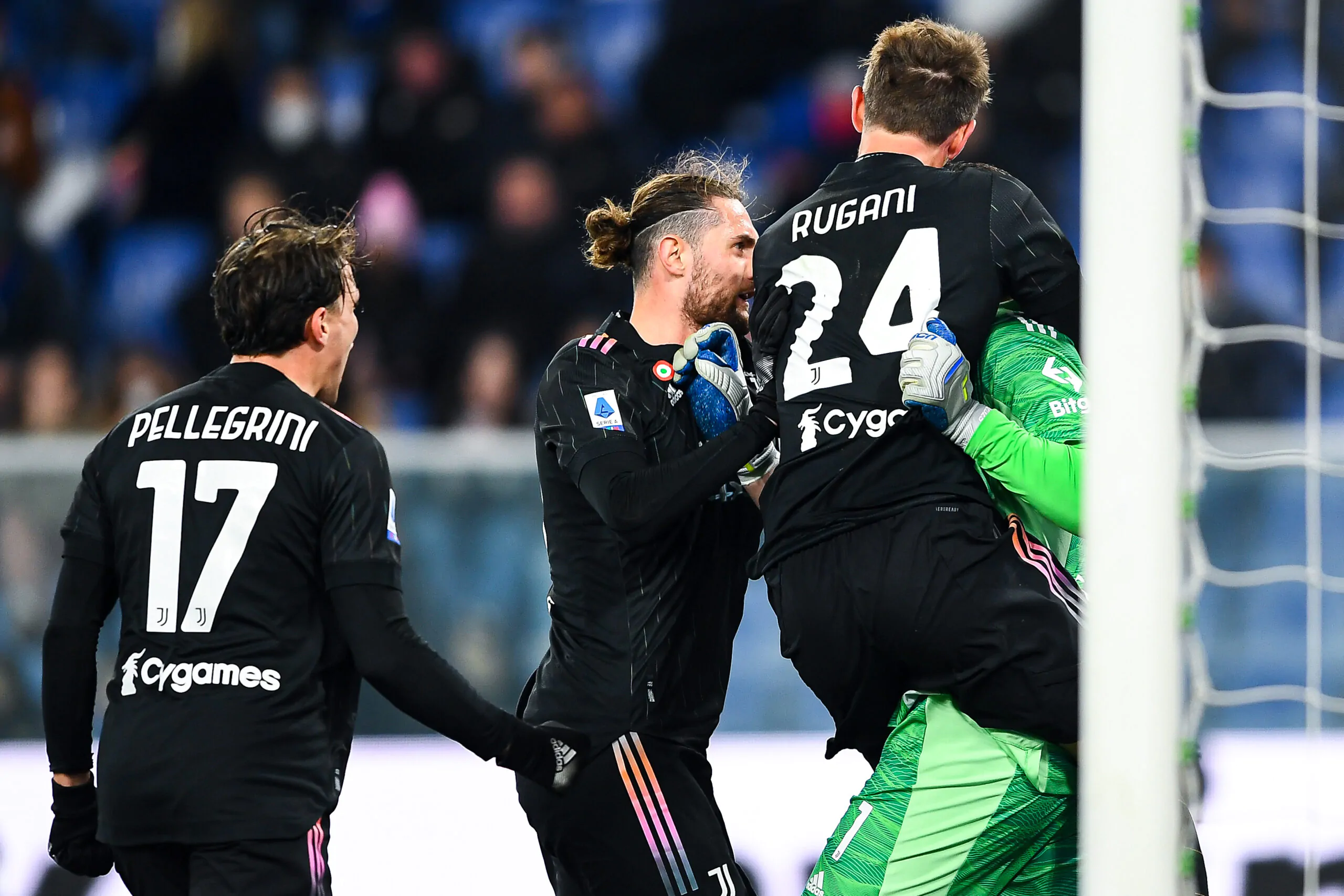 FOTO – Cessioni Juve, tutto fatto: il giocatore è in partenza!