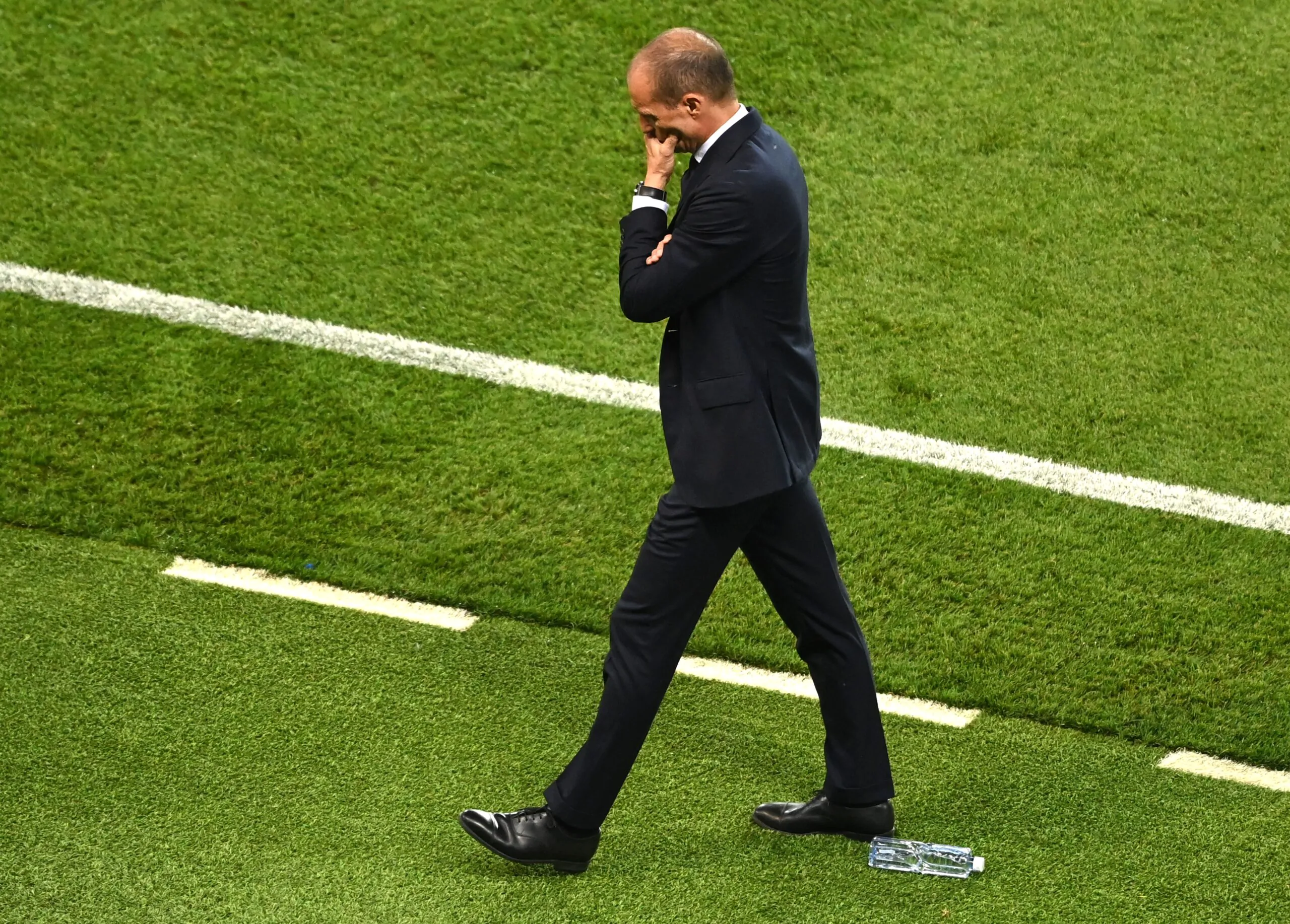 Caos Juve, le colpe di Allegri e della società