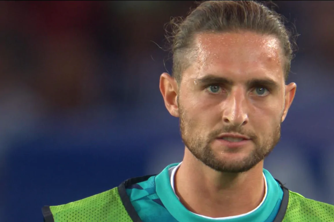 Rabiot in campo allo stadio